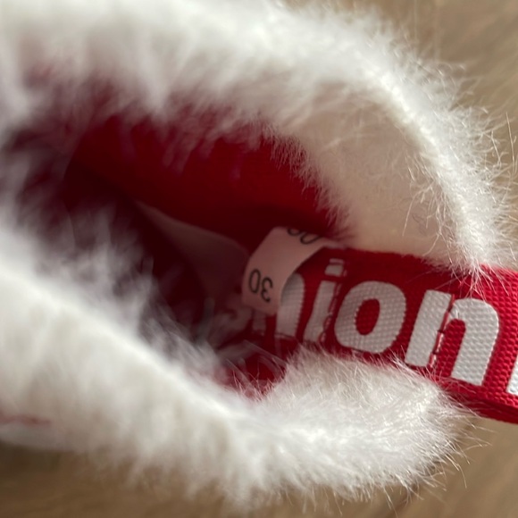 Sonic the Hedgehog shoes - Picture 6 of 9